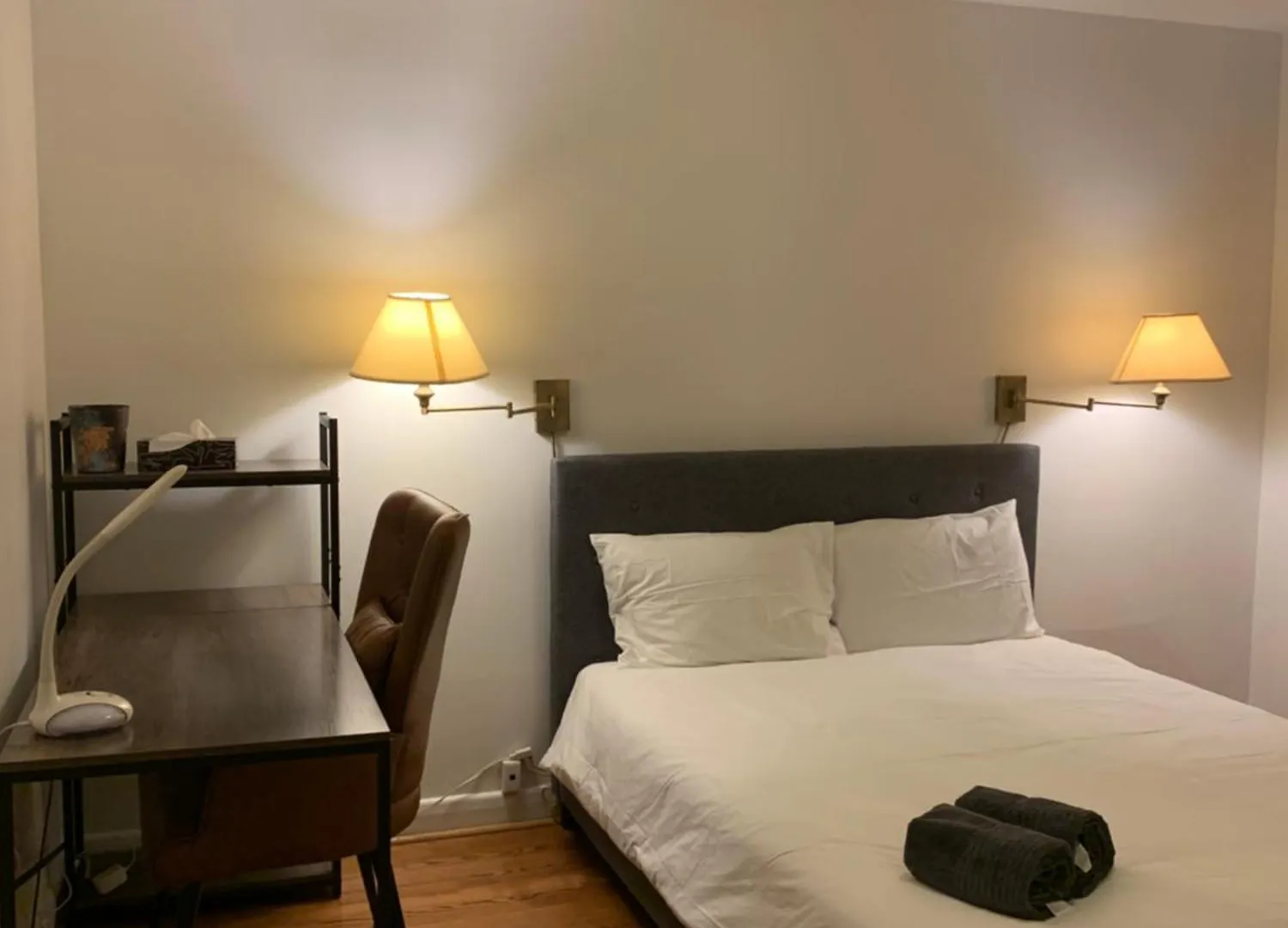 Guest house Comfortable Stay Room Close To Lawrence Ave E Restaurants And Markets Toronto